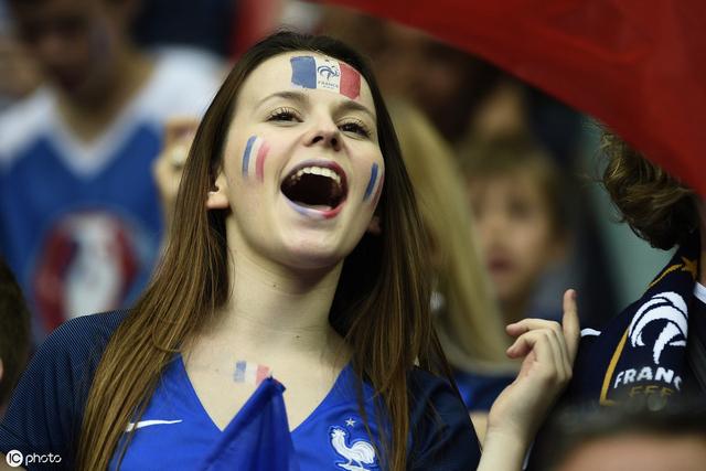 {線上賭場}(世界杯观众席) {線上賭場}(世界杯观众席)